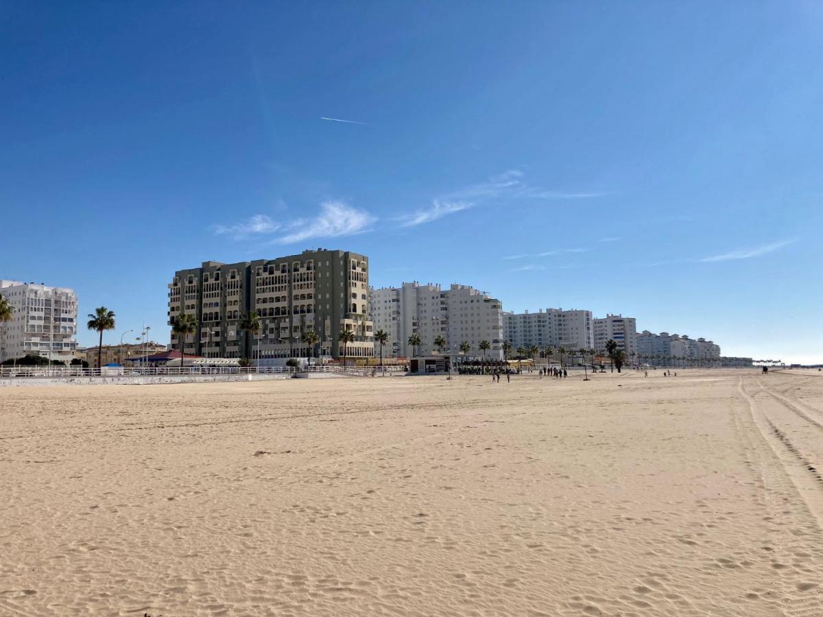 Appartamento Atico Valdelagrana Playa - Aire Acondicionado Y Piscina El Puerto de Santa María Esterno foto